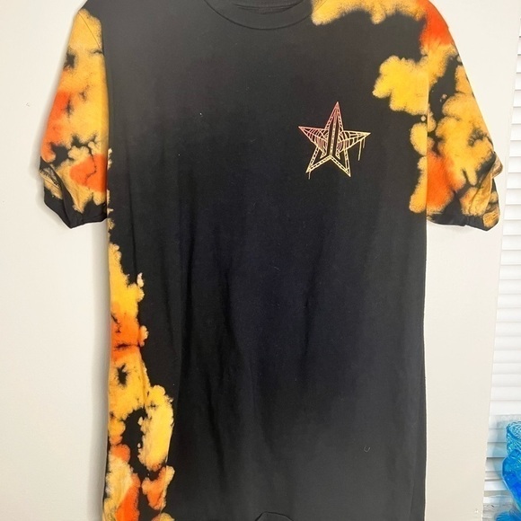 Tops - JEFFREE Star Graphic Tee